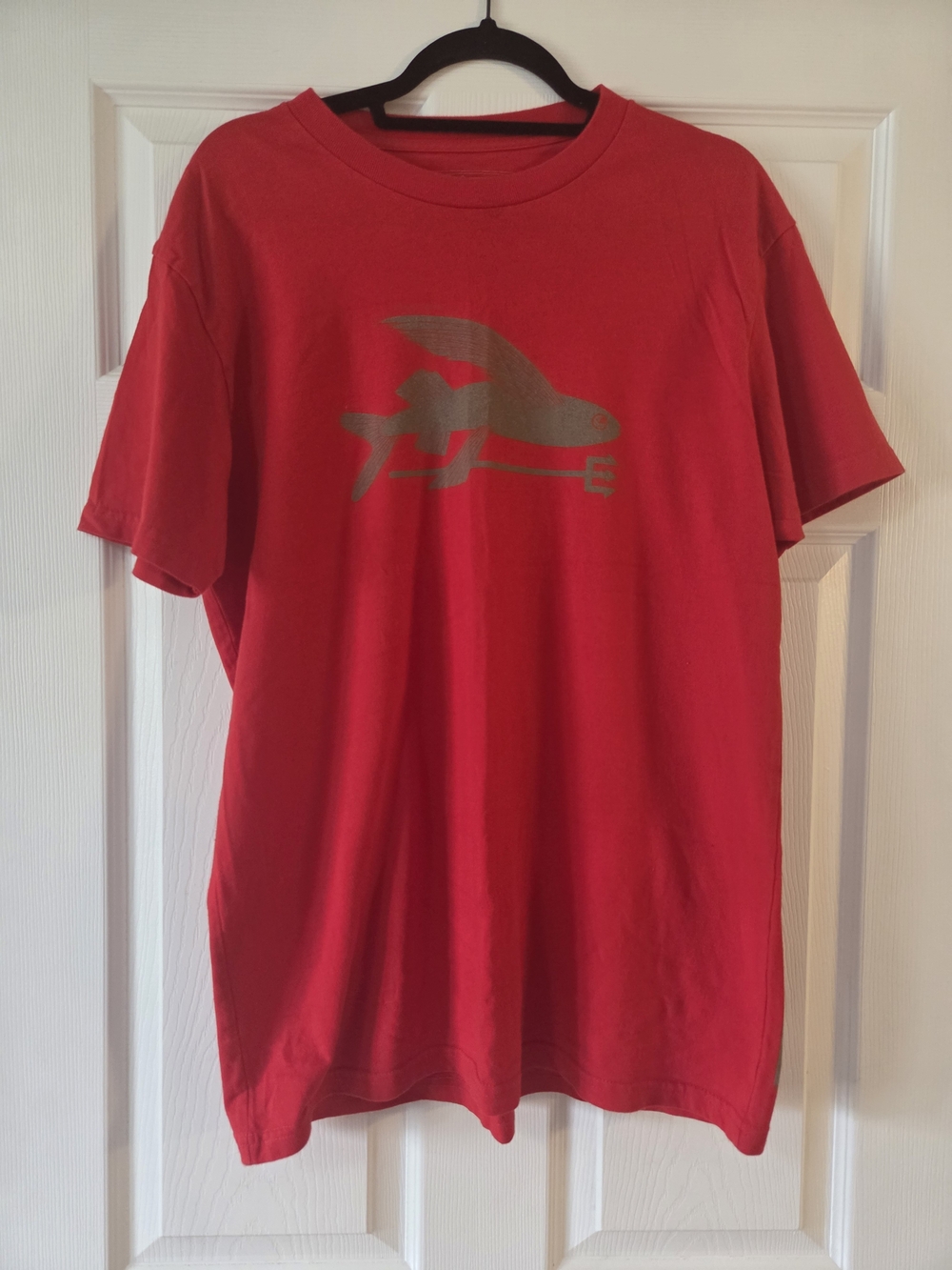 Patagonia Red Slim Fit Short-Sleeve Graphic Tee Large